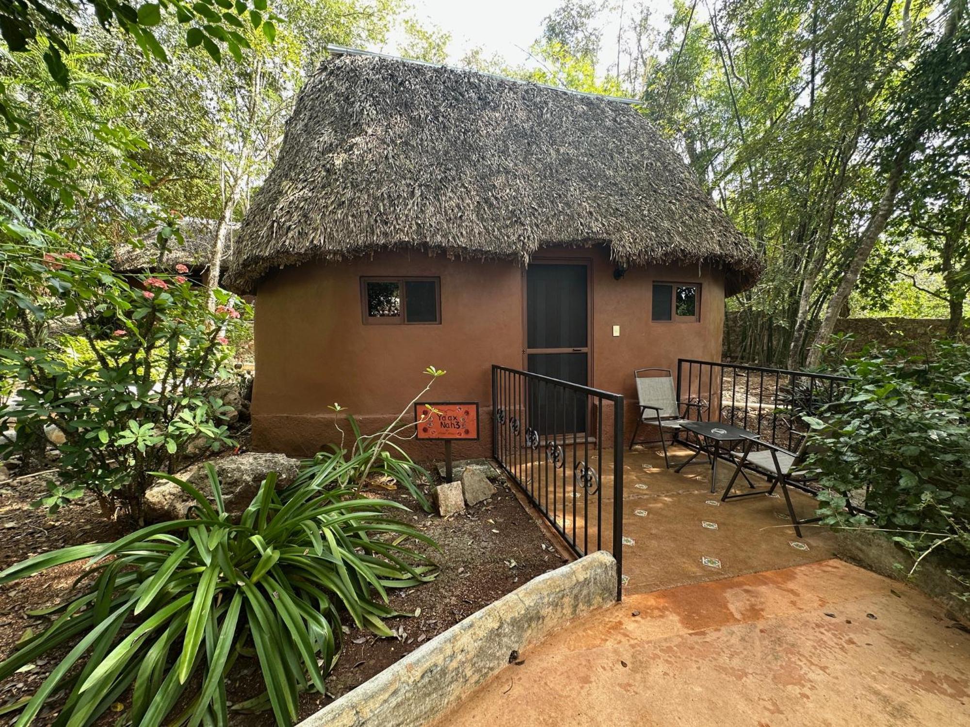 The Pickled Onion B&B And Restaurant Uxmal Santa Elena Exterior photo