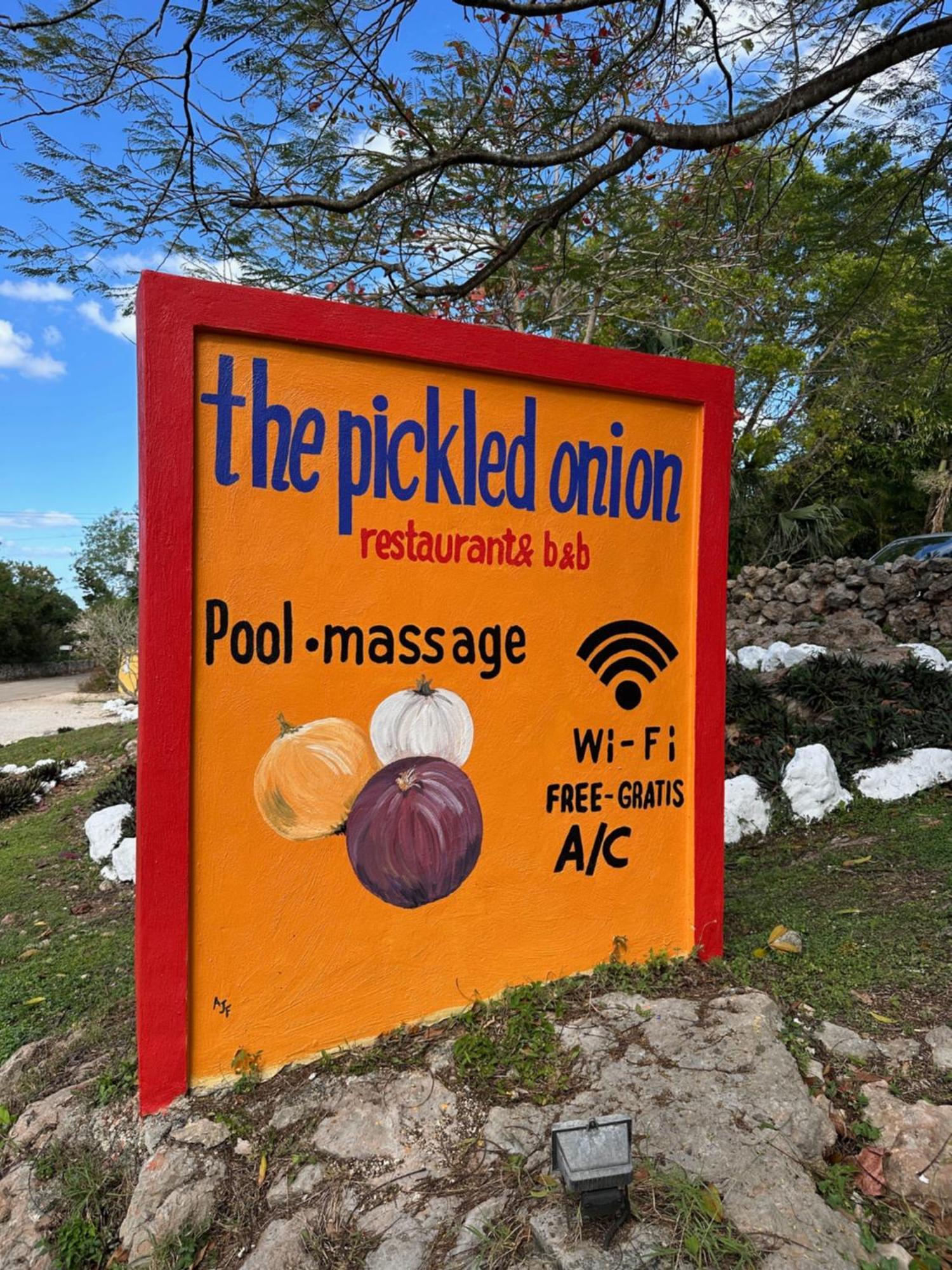 The Pickled Onion B&B And Restaurant Uxmal Santa Elena Exterior photo