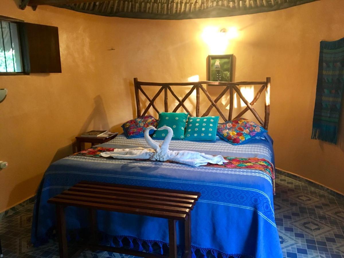 The Pickled Onion B&B And Restaurant Uxmal Santa Elena Exterior photo